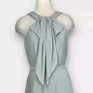 Jenny Packham - NWT Halter Neck Chiffon Midi Dress In Willow. This is size 16.